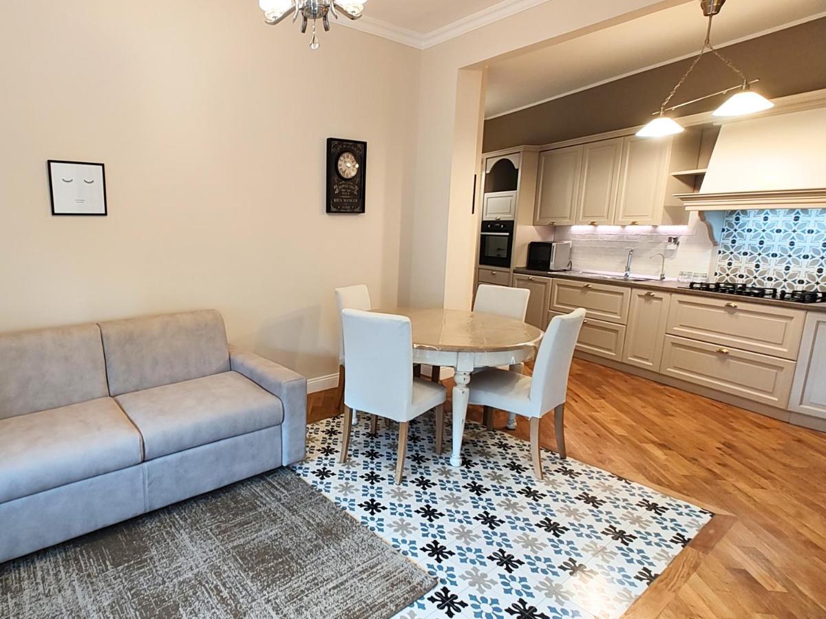 Luxury Apartment By Palazzo Senesi โรม ภายนอก รูปภาพ